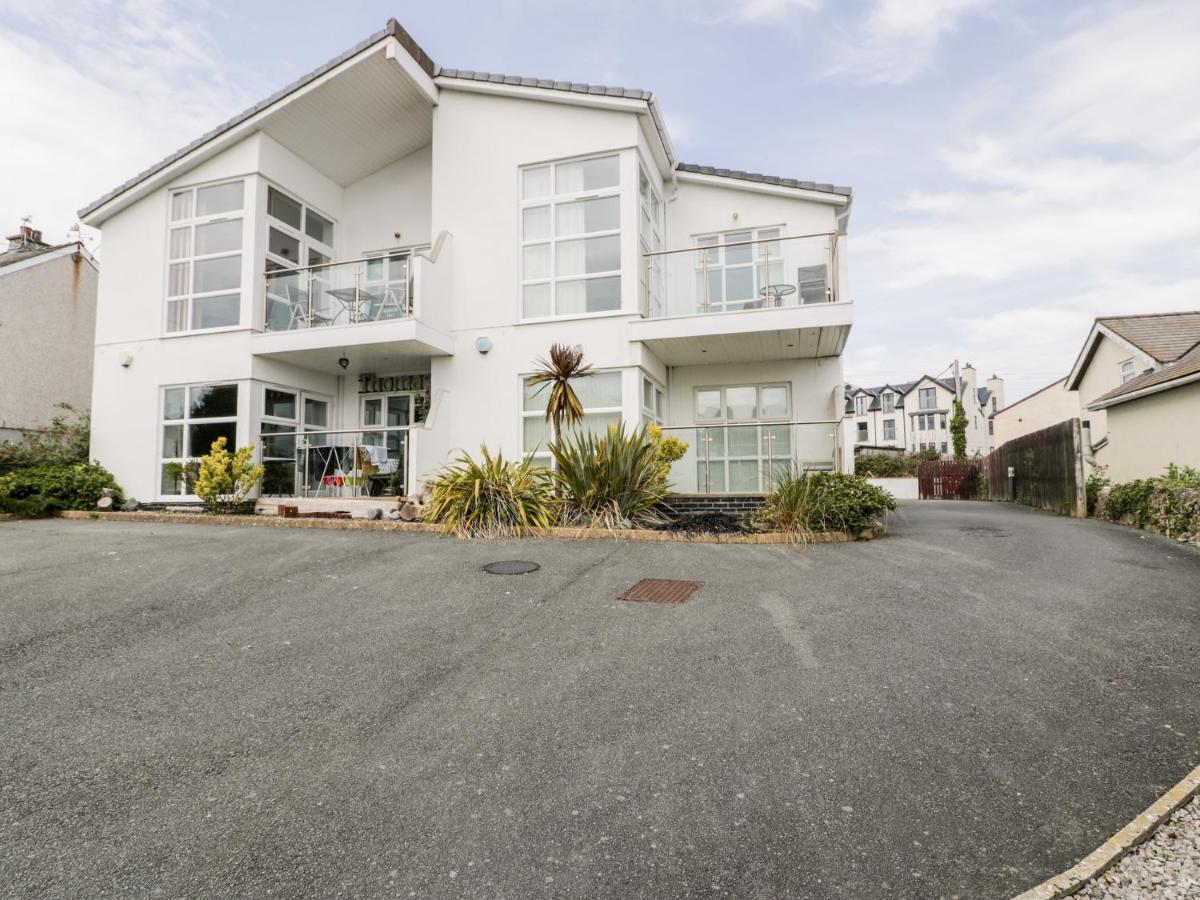 Tides Benllech Exterior foto