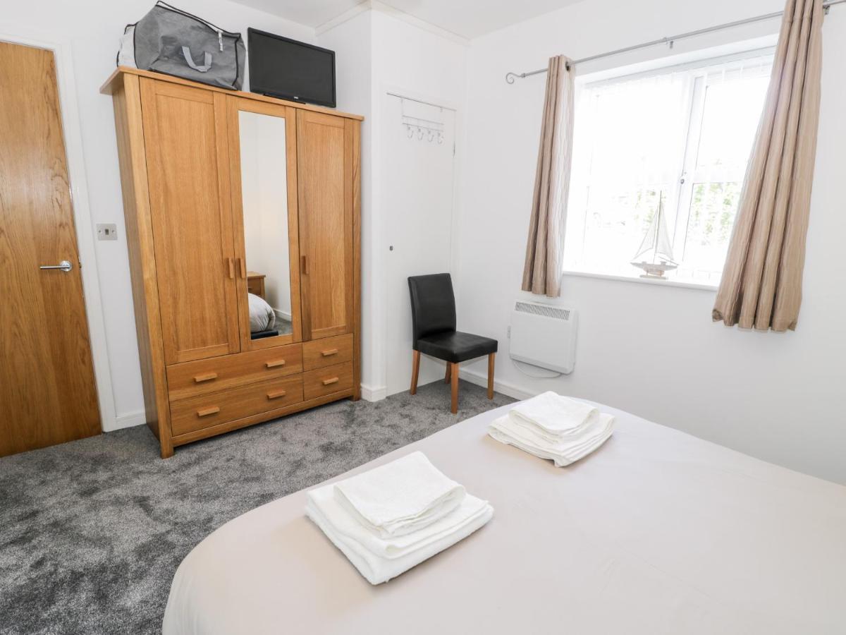 Tides Benllech Exterior foto