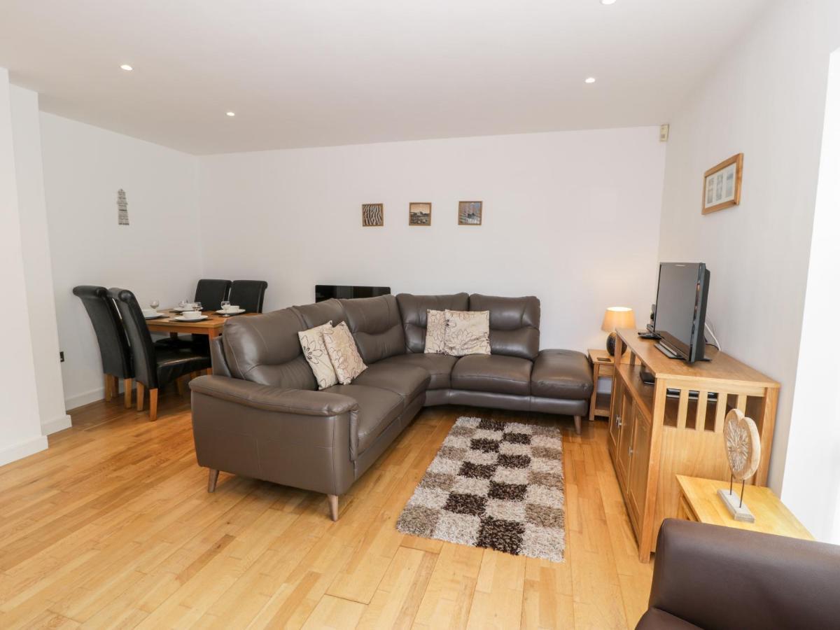Tides Benllech Exterior foto